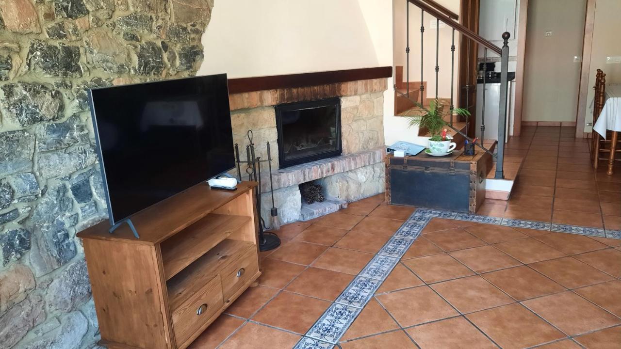 Casa Rural La Casina Villa Sariego Exterior foto